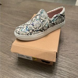 Steve Madden Iridescent Snakeskin loafers